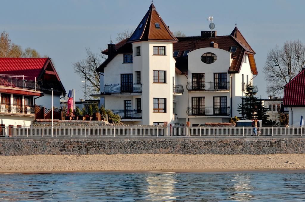 Dom Przy Plazy Bed & Breakfast Sarbinowo Exterior photo